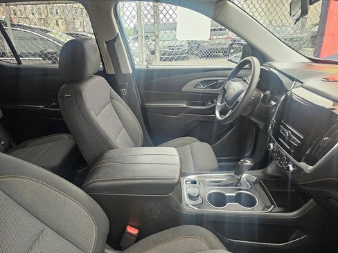 Used 2020 Chevrolet Traverse LS FWD image 5