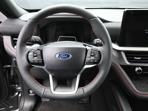 New 2025 Ford Explorer ST-Line w/ Premium Package image 17