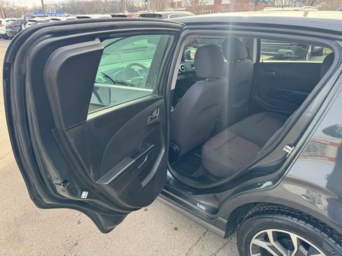 Used 2018 Chevrolet Sonic LT image 12