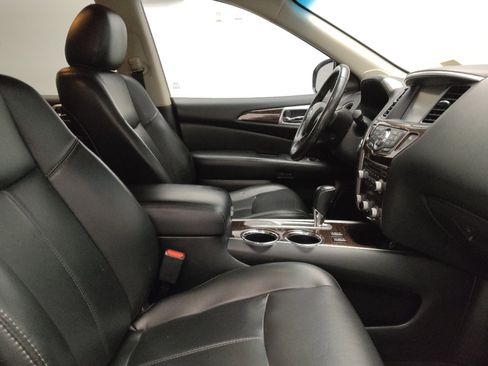 Used 2016 Nissan Pathfinder SL w/ SL Tech Package image 21