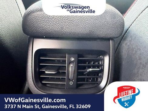 Used 2022 Kia Forte GT w/ GT Technology Package FWD image 12