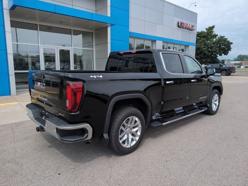 Used 2021 GMC Sierra 1500 SLT w/ SLT Premium Package image 8