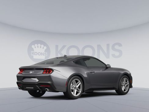 Used 2024 Ford Mustang Coupe RWD image 4