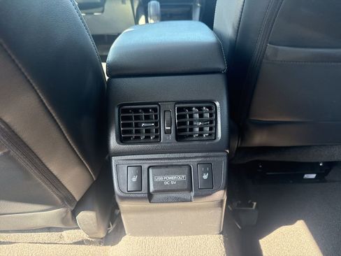 Used 2018 Subaru Outback 2.5i Limited image 27