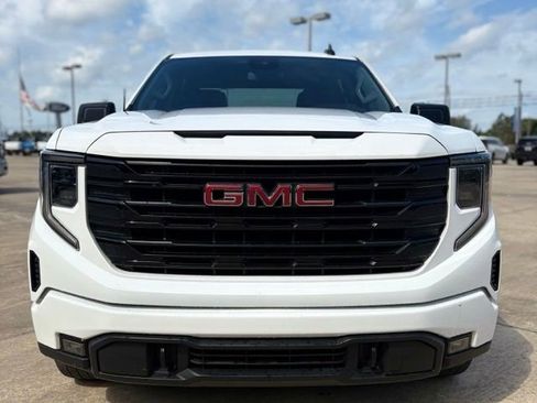 Used 2024 GMC Sierra 1500 Elevation w/ LPO, GMC Protection Package RWD image 8