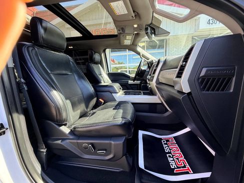 Used 2019 Ford F250 Lariat w/ Lariat Ultimate Package image 55