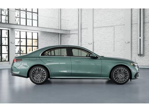New 2026 Mercedes-Benz E 450 4MATIC Sedan image 16