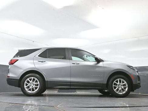 Used 2023 Chevrolet Equinox LT AWD/4WD image 52