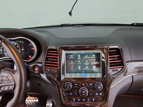 Used 2018 Jeep Grand Cherokee Trackhawk image 24