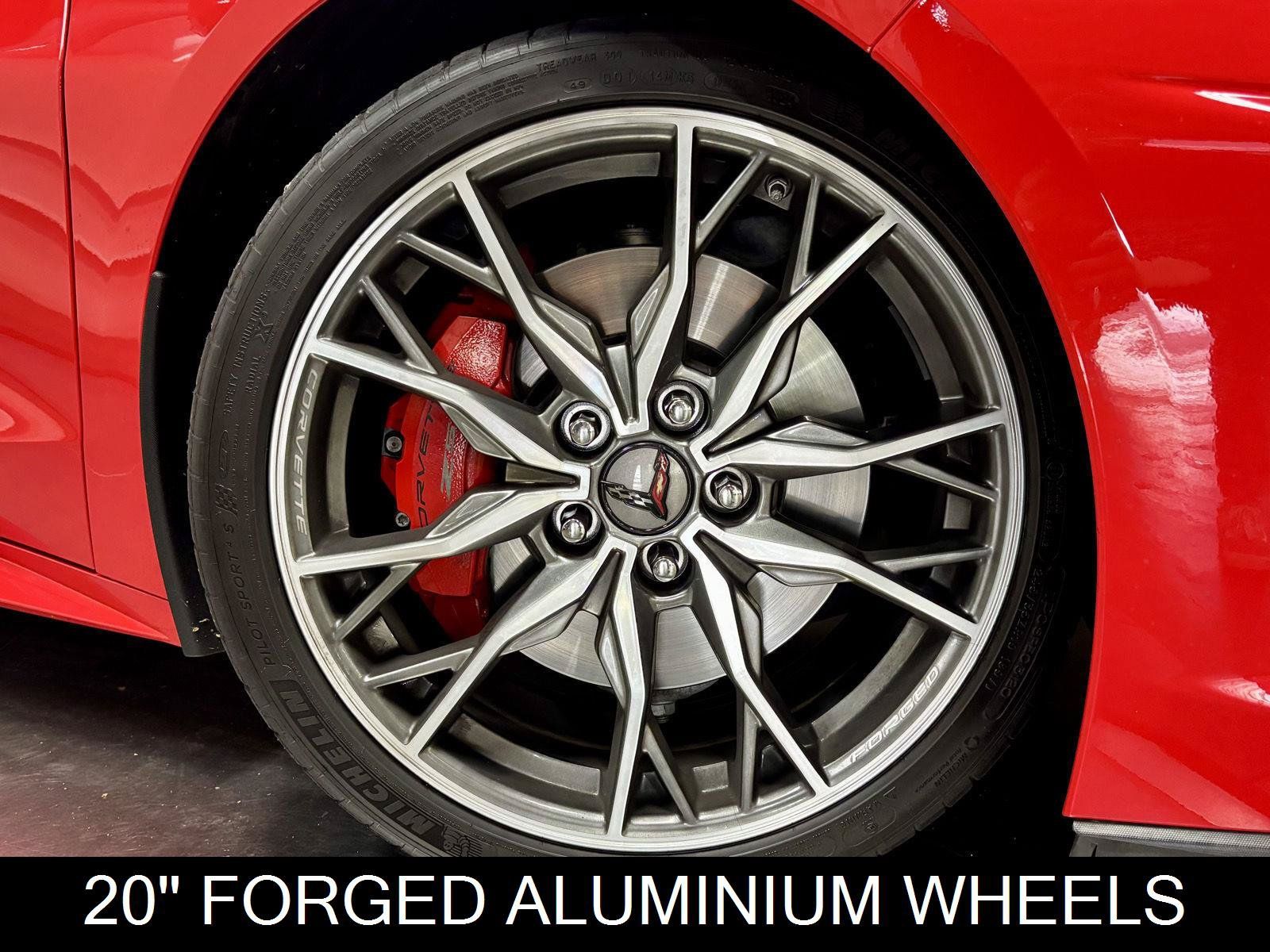 Used 2024 Chevrolet Corvette Stingray Premium Cpe w/ Z51 Performance Package RWD image 15