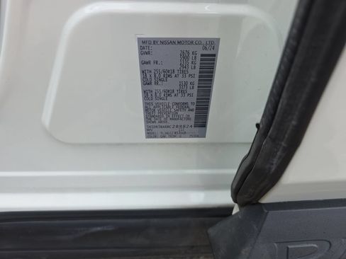 Used 2024 Nissan Pathfinder SV FWD image 31