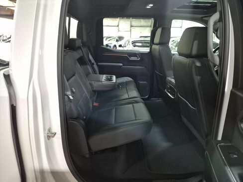 Used 2025 GMC Sierra 1500 Denali AWD/4WD image 29