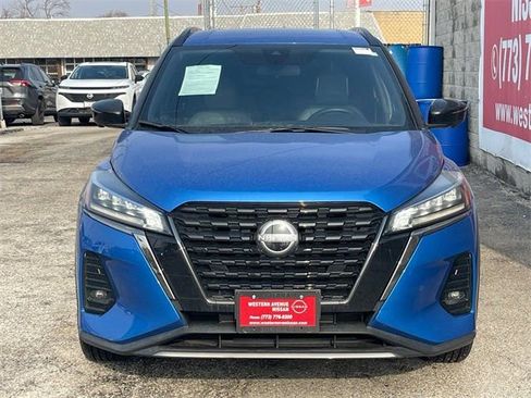 Used 2024 Nissan Kicks SR w/ SR Premium Package image 8