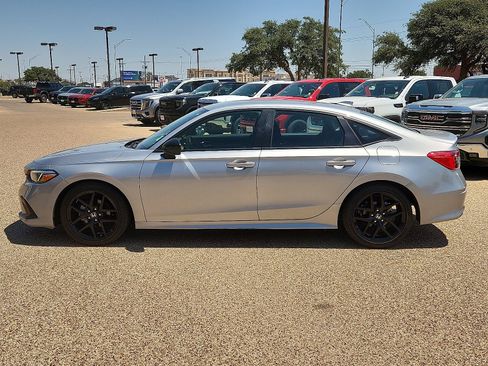 Used 2024 Honda Civic Sport image 2