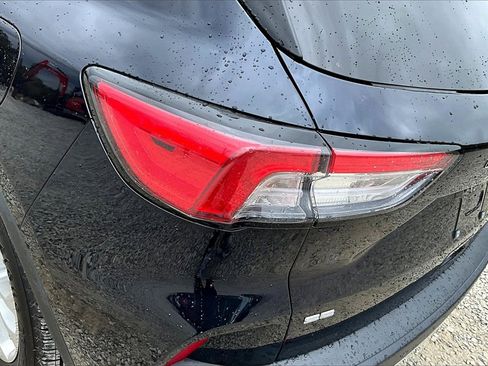 Used 2021 Ford Escape SE image 29