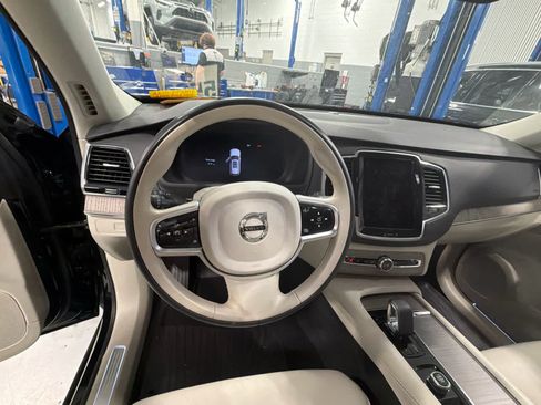 Certified 2025 Volvo XC90 B6 Plus AWD/4WD image 63