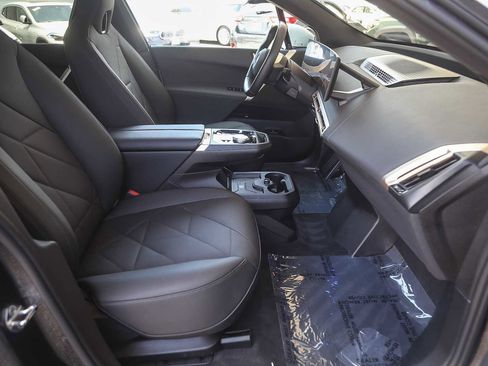 Used 2025 BMW iX xDrive50 image 13
