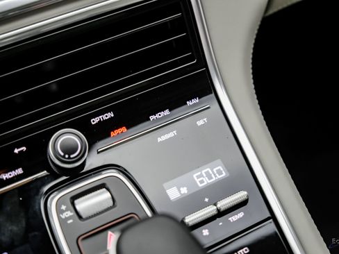 Used 2023 Porsche Panamera 4 Platinum Edition AWD/4WD image 65
