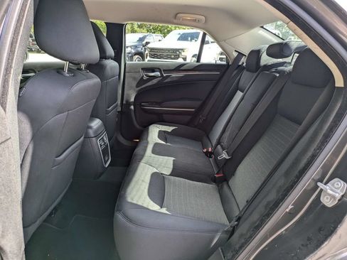 Used 2023 Chrysler 300 Touring w/ Sport Appearance Package RWD image 13