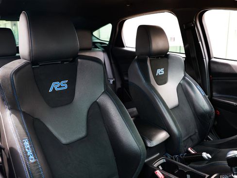 Used 2018 Ford Focus RS image 16