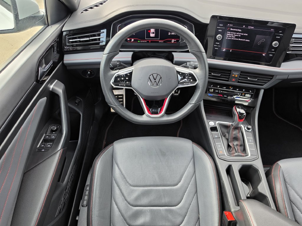Used 2025 Volkswagen Jetta GLI Autobahn FWD image 13