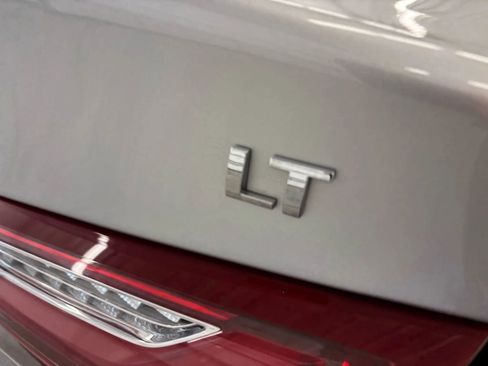 Used 2022 Chevrolet Malibu LT image 48