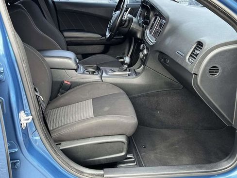 Used 2020 Dodge Charger R/T w/ Blacktop Package image 23