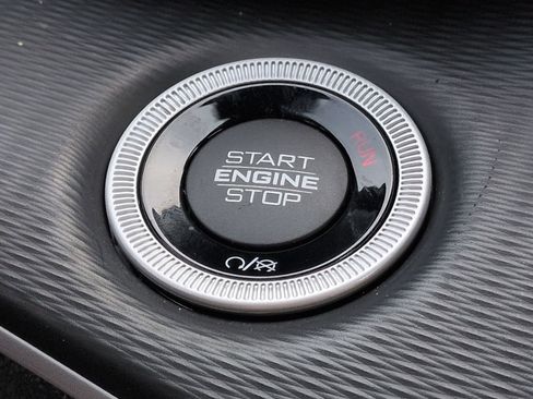 Used 2024 Jeep Grand Cherokee Altitude image 25