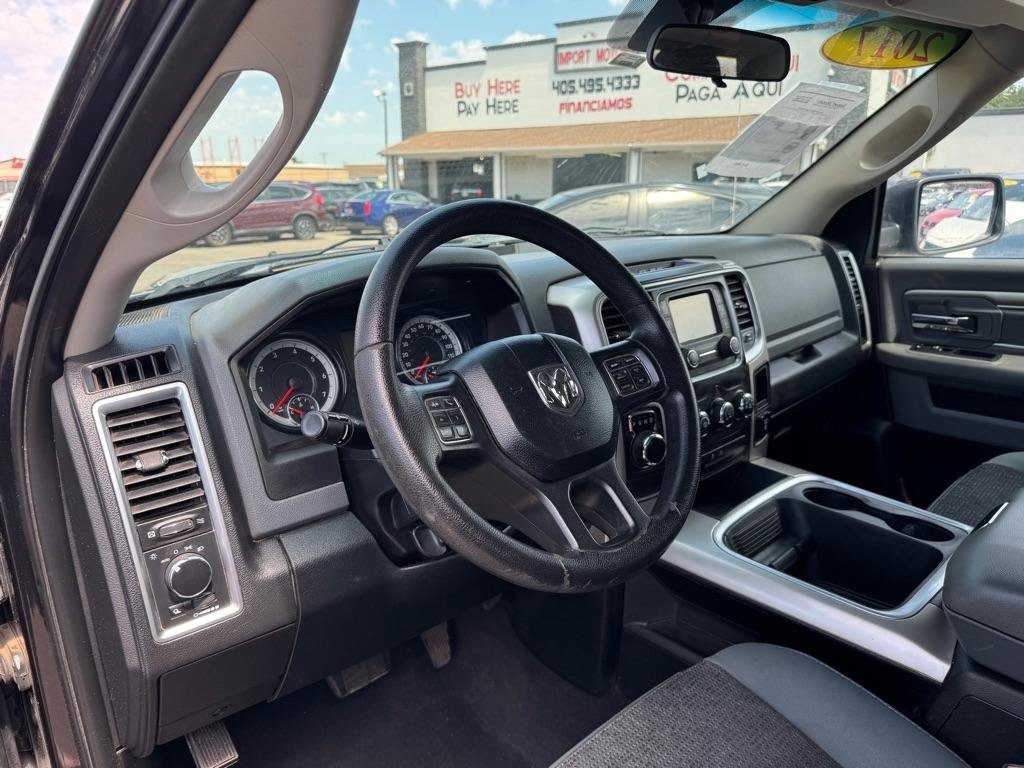 Used 2017 RAM 1500 Classic SLT RWD image 10