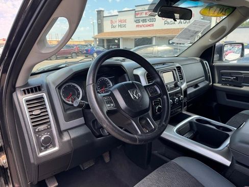 Used 2017 RAM 1500 Classic SLT RWD image 10