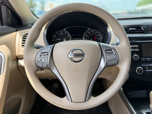Used 2015 Nissan Altima 2.5 S w/ Sport Value Package FWD image 24