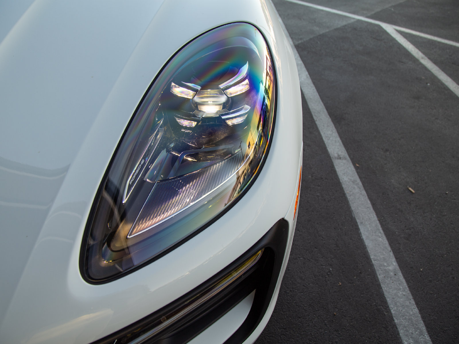 Certified 2026 Porsche Macan AWD/4WD image 7
