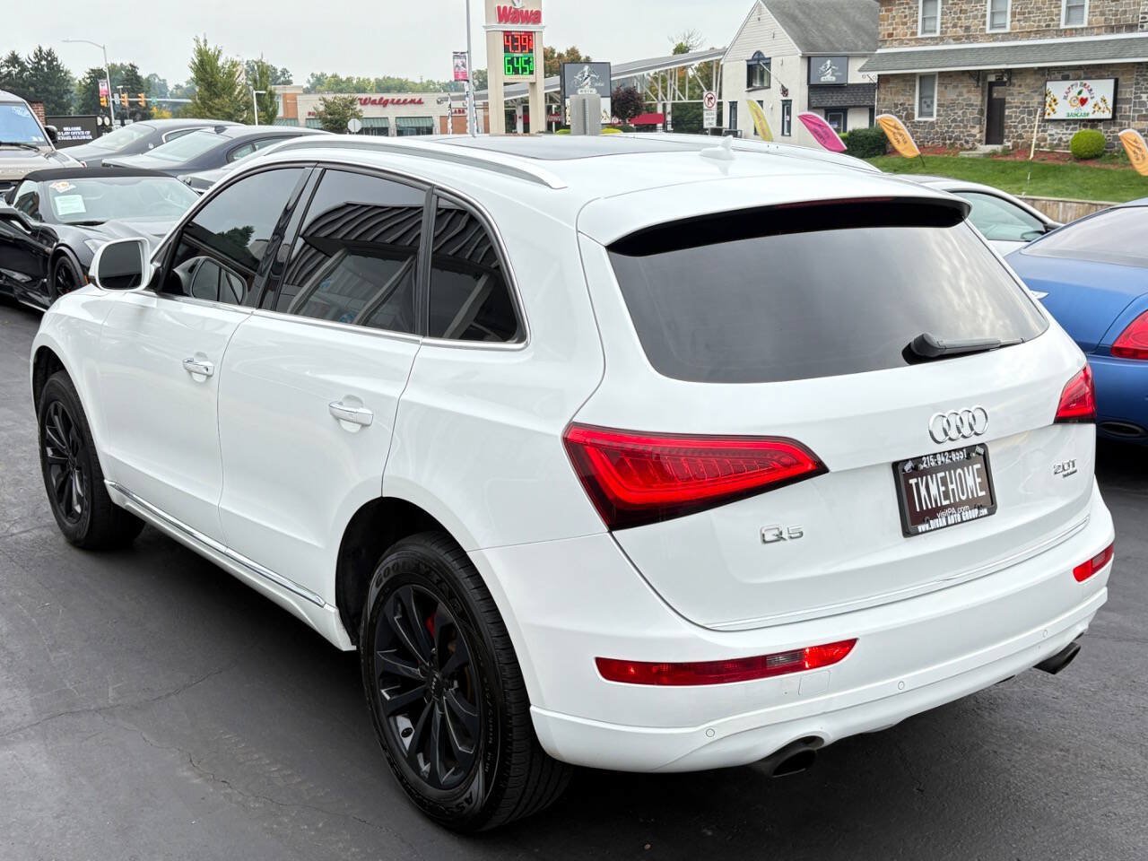 Used 2015 Audi Q5 2.0T Premium Plus w/ Technology Package AWD/4WD image 4