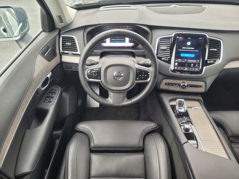 Certified 2023 Volvo XC90 T8 Ultimate w/ Protection Package Premier image 14
