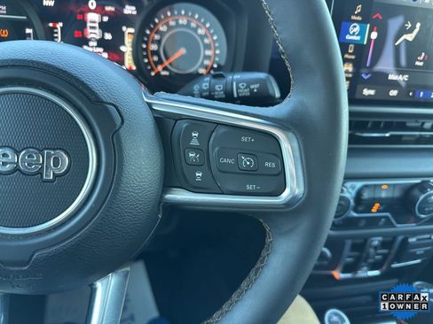 Used 2024 Jeep Wrangler Sahara image 61