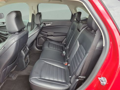 Used 2024 Ford Edge SEL AWD/4WD image 13
