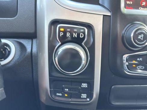 Used 2019 RAM 1500 Classic SLT w/ Luxury Group AWD/4WD image 41