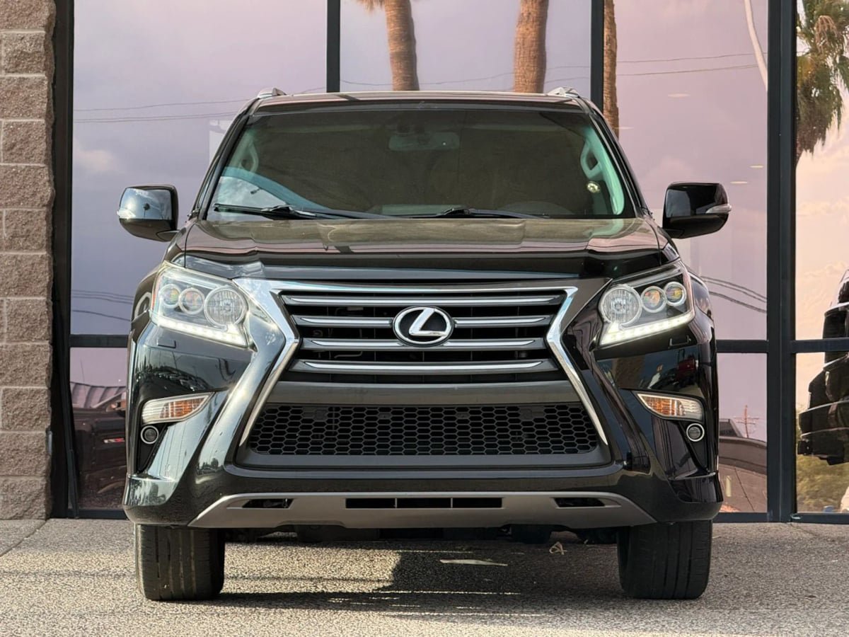 Used 2014 Lexus GX 460 w/ Premium Package AWD/4WD image 20