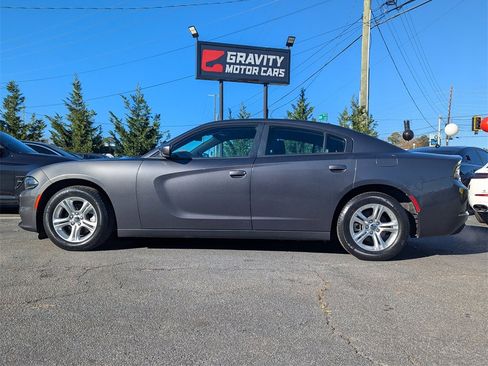 Used 2022 Dodge Charger SXT image 24