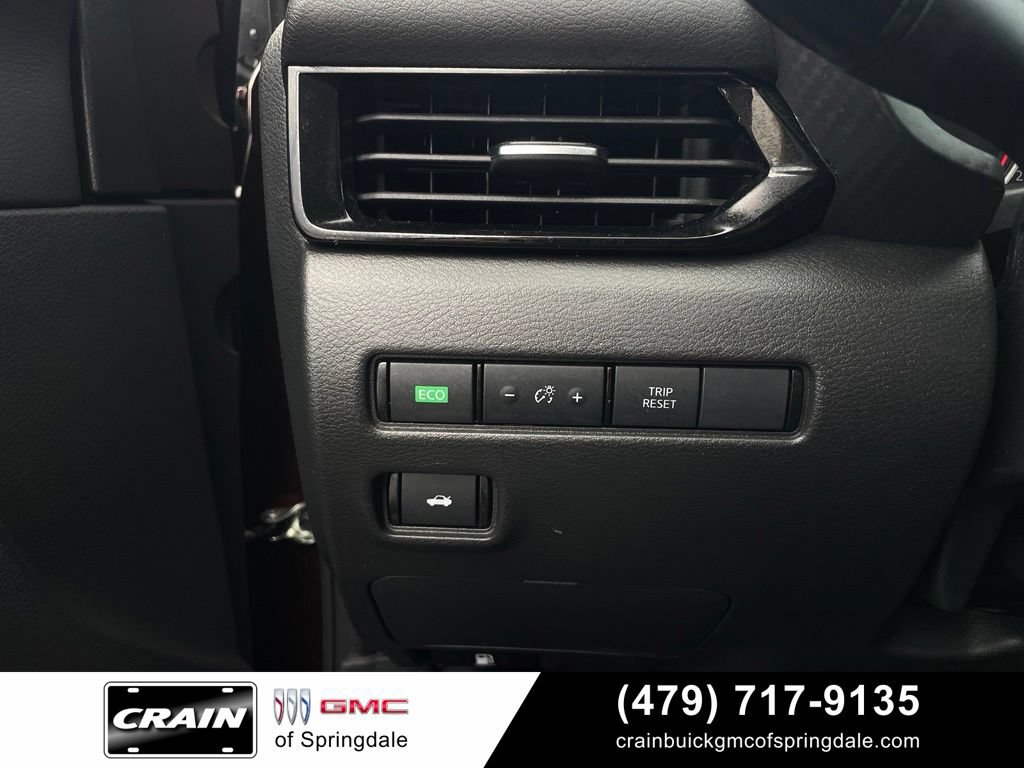 Used 2025 Nissan Sentra SV FWD image 12