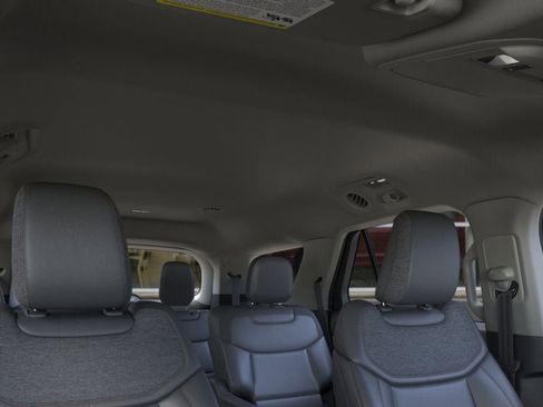 New 2026 Ford Explorer Active w/ Active Comfort Package AWD/4WD image 22