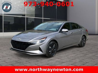 Used 2022 Hyundai Elantra SEL w/ Cargo Package