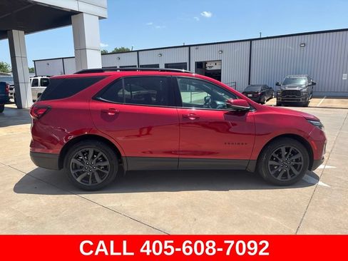 Used 2022 Chevrolet Equinox RS w/ RS Leather Package FWD image 22