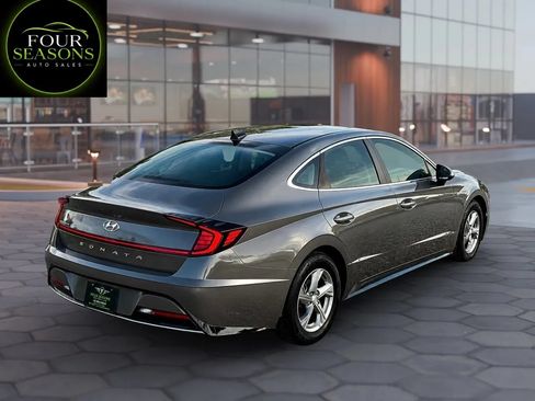 Used 2021 Hyundai Sonata SE FWD image 3