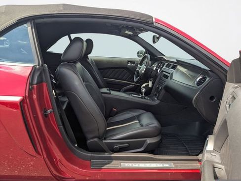 Used 2012 Ford Mustang GT Premium RWD image 13