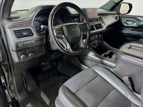 Used 2021 Chevrolet Tahoe Z71 w/ Rear Media and Nav Package AWD/4WD image 7