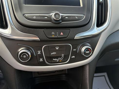 Used 2023 Chevrolet Equinox LT AWD/4WD image 13