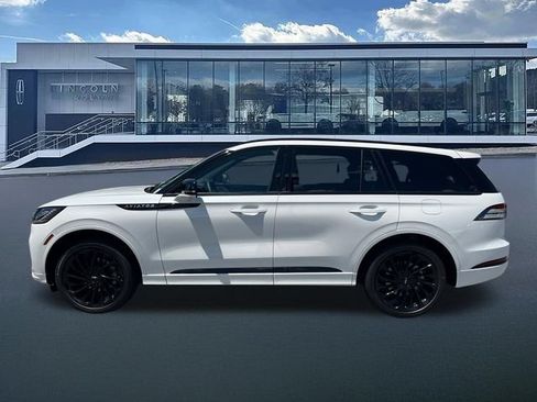 New 2026 Lincoln Aviator Reserve AWD/4WD image 4
