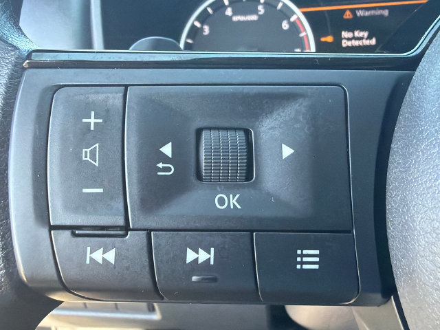 Used 2022 Nissan Rogue SV FWD image 25