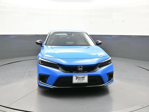 Used 2024 Honda Civic Sport image 2